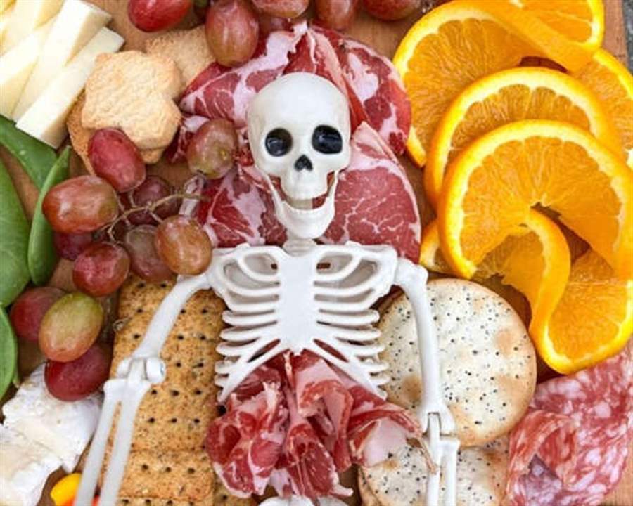 11 Halloween Party Food Ideas Appetizers So Good, They&#39;ll Keep the Monsters Away