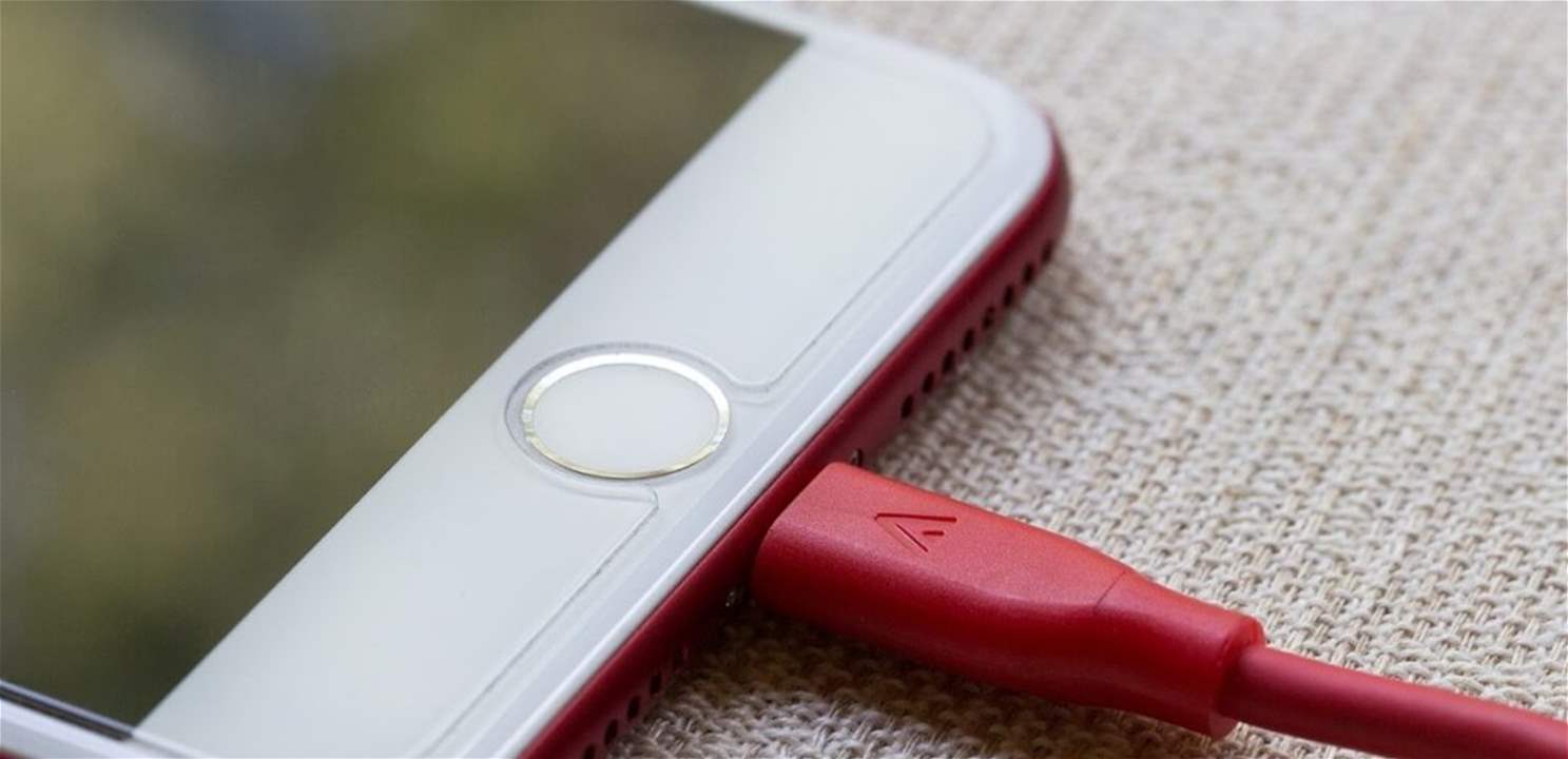 Three warning signs your iPhone cable 'could kill you'