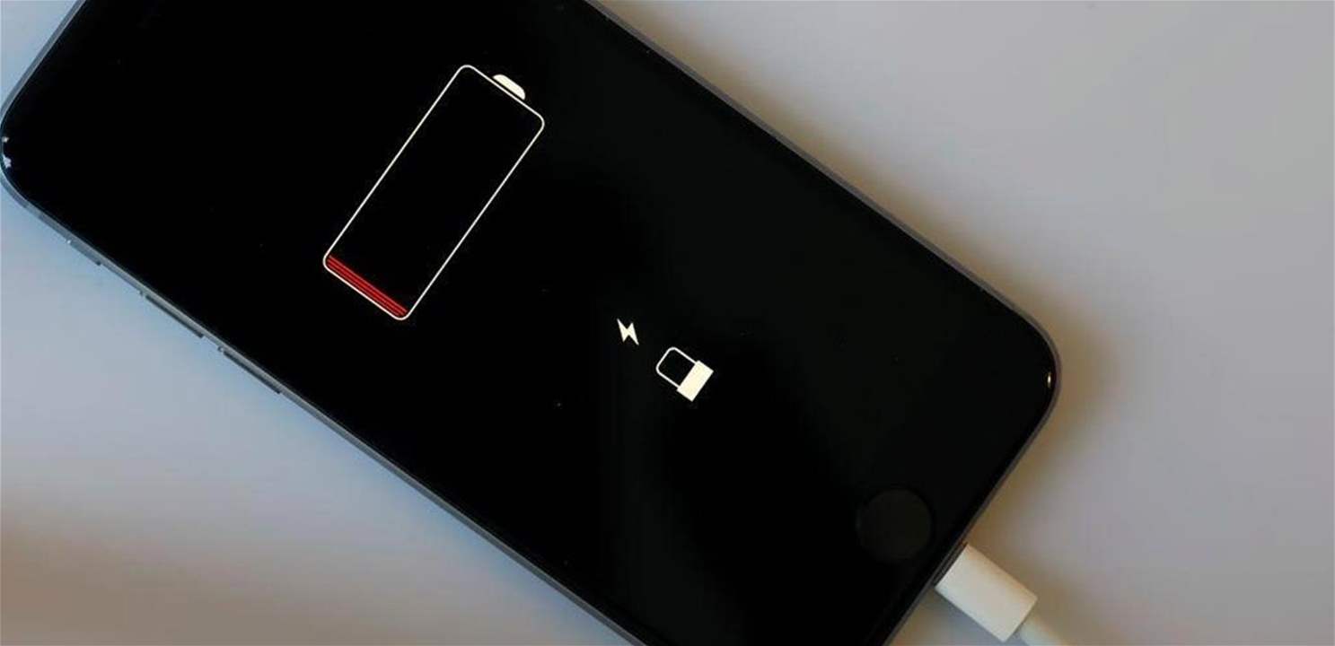 Here's how to properly clean the charging port of your iPhone