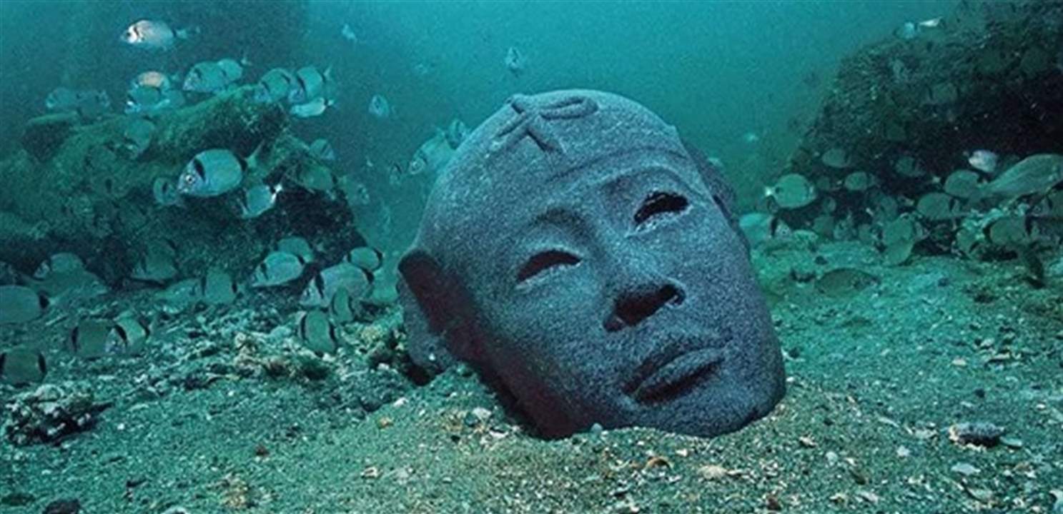 5 Incredible Underwater Places Around the World