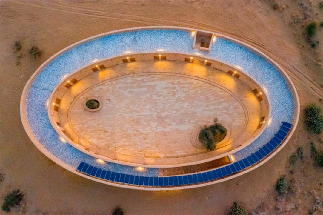 How this school in the desert stays cool even in extreme heat without air conditioning! 