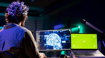 Scientists Create Universal Brain-Computer Interface for Mind-Controlled Gaming