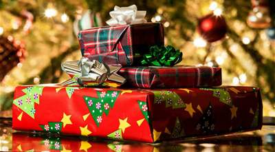 The 5 Best Christmas Gifts for Travellers