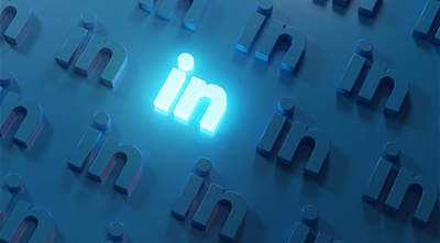 LinkedIn Introduces New Post Analytics and Updates Document Post Display