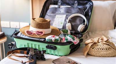 Essential things to pack in your travel bag! 