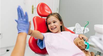 Tips for keeping your child&#39;s teeth healthy 